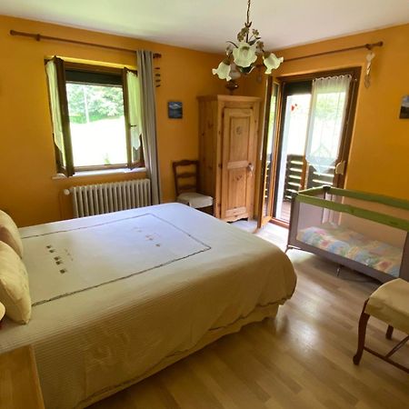 Chambres D'Hotes Des Cascades St-Nicolas Kruth Bagian luar foto